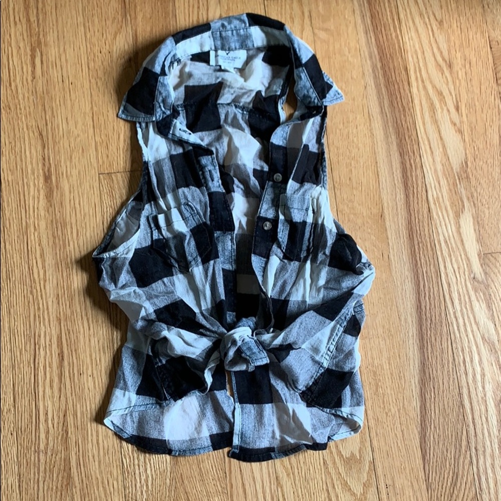 3/$15 - A&E flannel button up tank